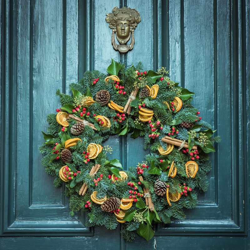 Seven Christmas Wreath Diy Ideas For A Festive Front Door 2018 Seven Christmas Wreath Diy Ideas For A Festive Front Door 2018