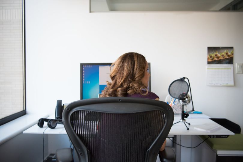 Get Fit at Work with These Beneficial Desk Exercises