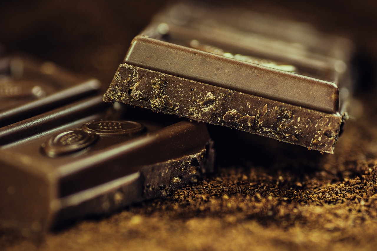 foods-keeping-you-awake-1-chocolate