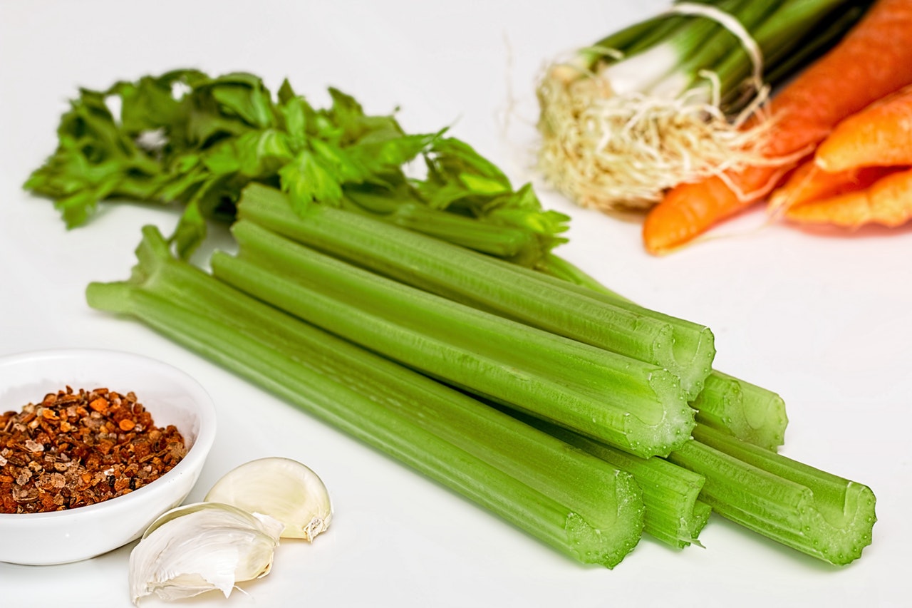 foods-keeping-you-awake-8-celery