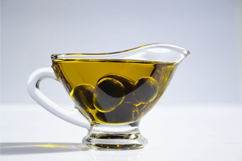 foods-to-combat-the-signs-of-ageing-5-olives